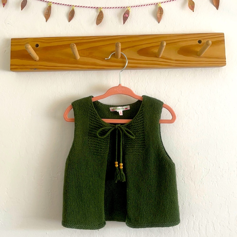 Bon point kids green vest 3